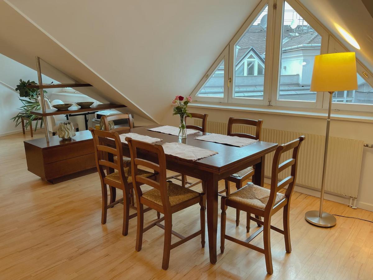 Luxury 150M2 Suite In Most Desirable Area Of Historic Central Відень Екстер'єр фото