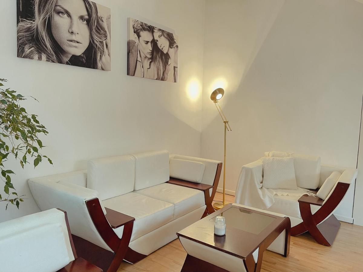 Luxury 150M2 Suite In Most Desirable Area Of Historic Central Відень Екстер'єр фото